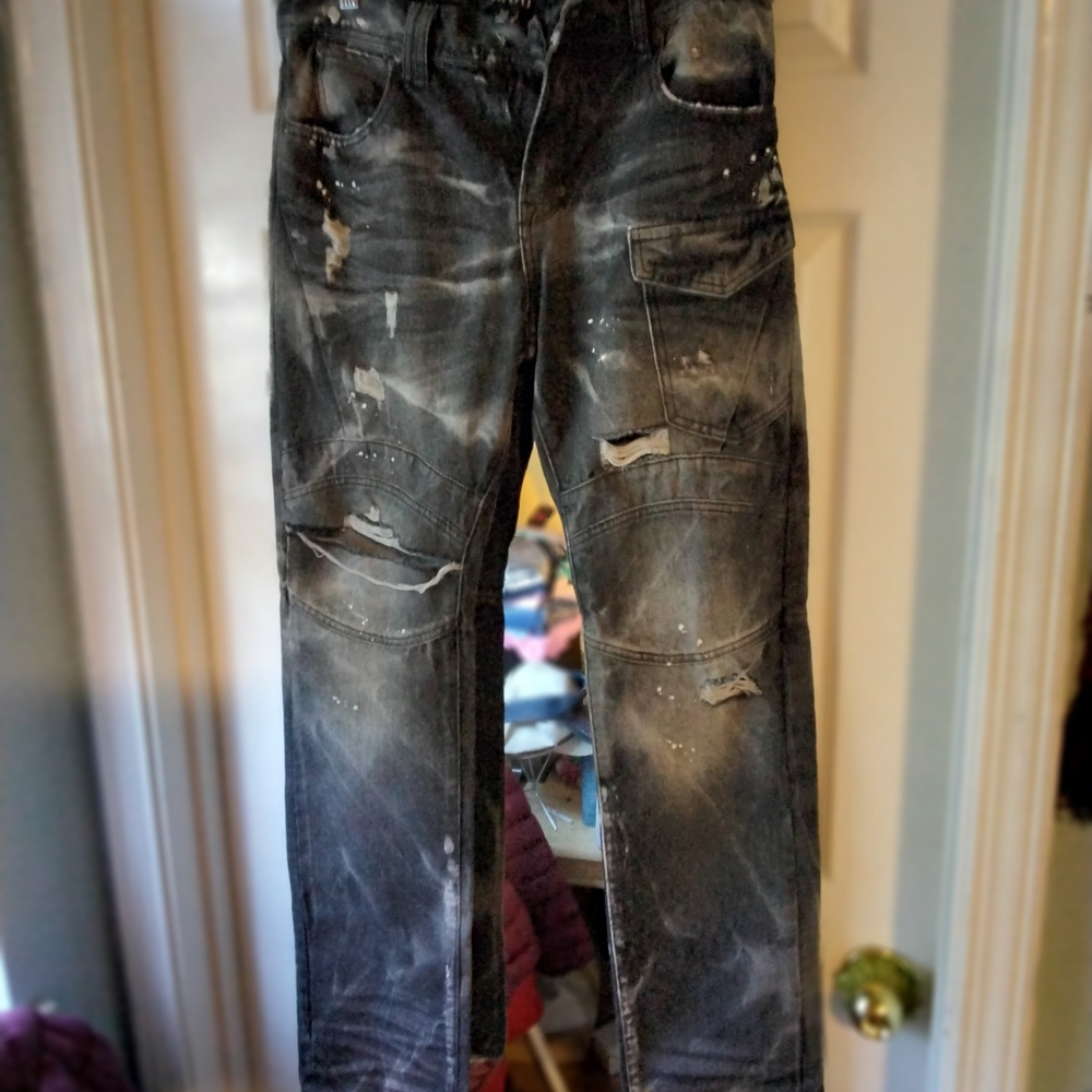 Akoo Men's Black Distressed Jeans